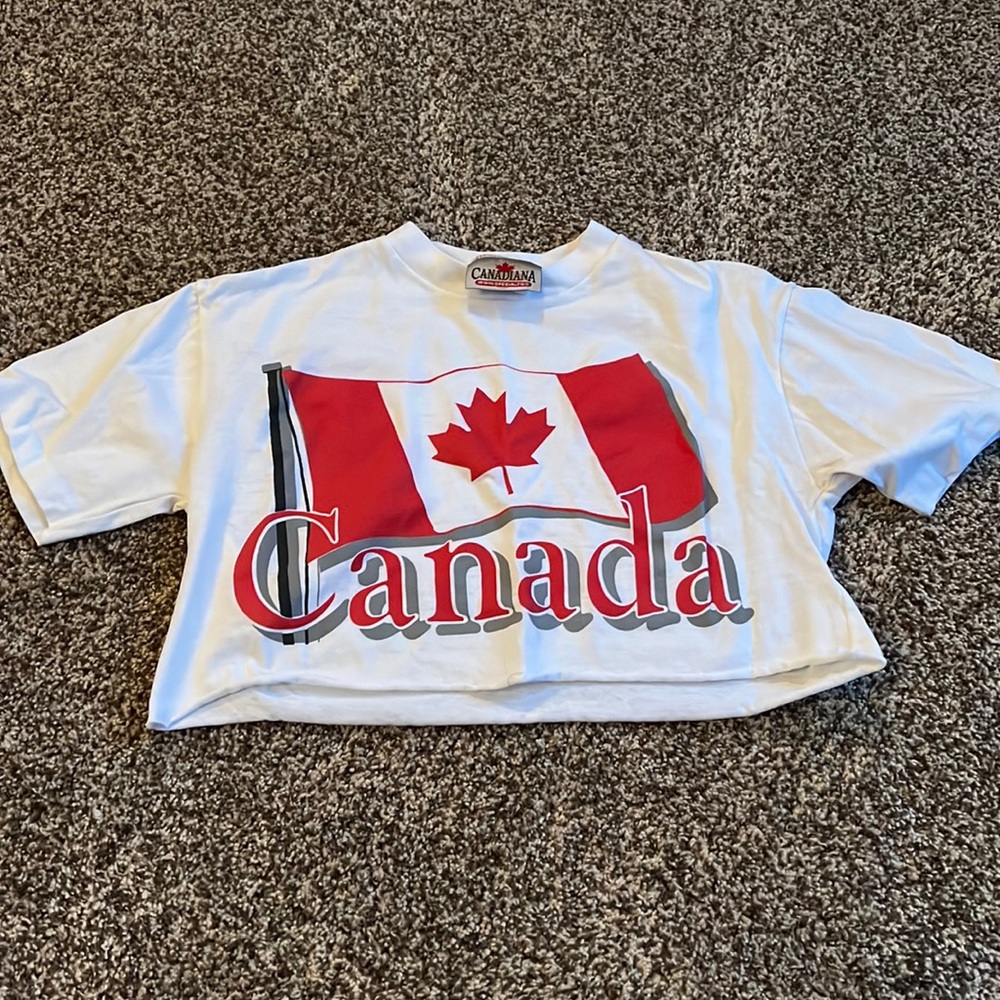Cropped graphic tee vintage